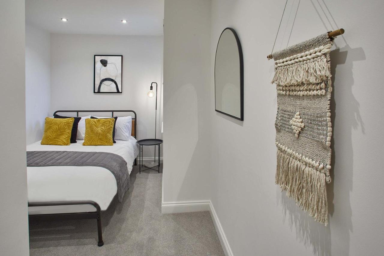 Host & Stay - Apartment One, Hudsons Yard House Уитби Экстерьер фото